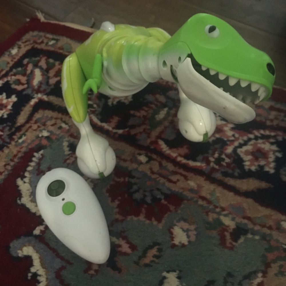 Zoomer Dino